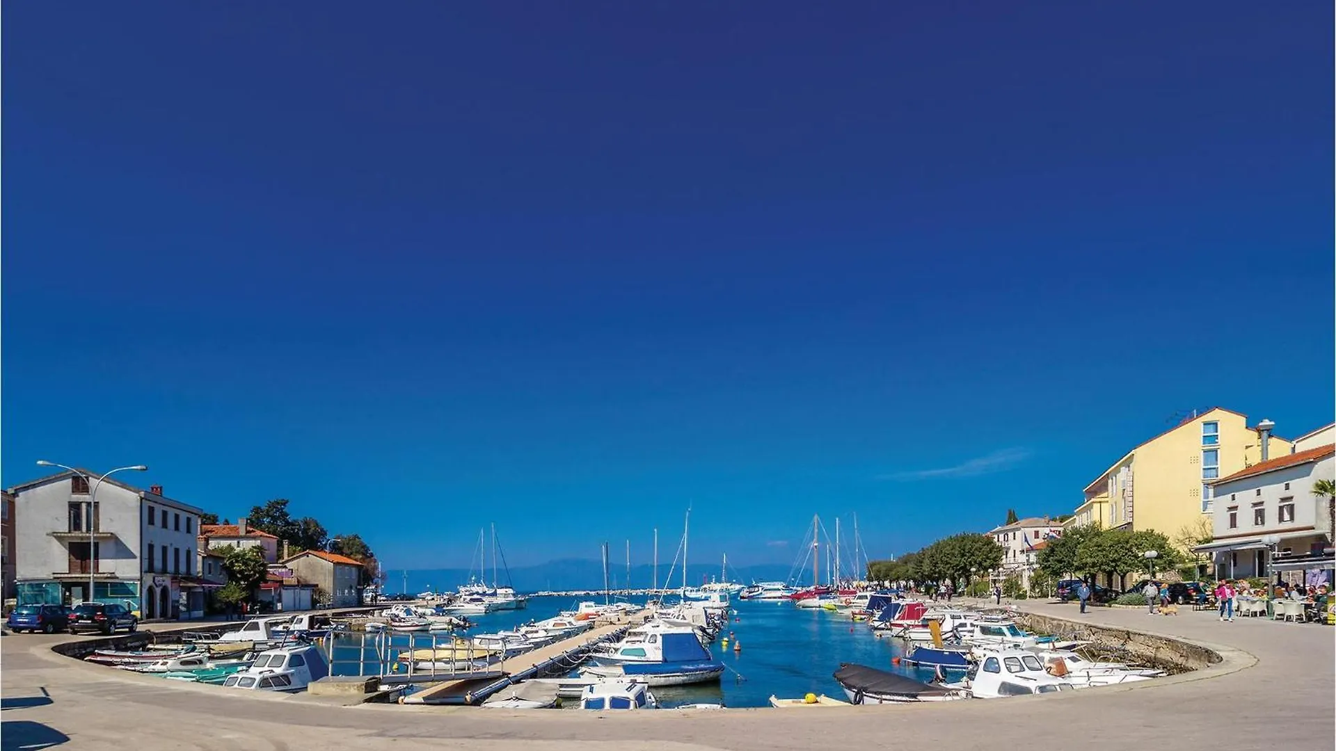 Holiday home Beautiful Apartment In Zidarici With Wifi Vantacici